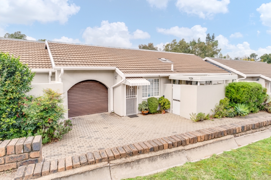 2 Bedroom Property for Sale in Bryanston Gauteng