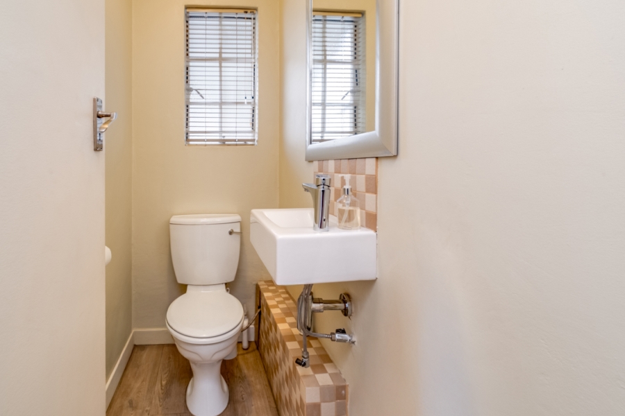 2 Bedroom Property for Sale in Bryanston Gauteng