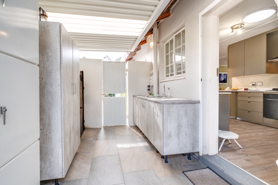 2 Bedroom Property for Sale in Bryanston Gauteng