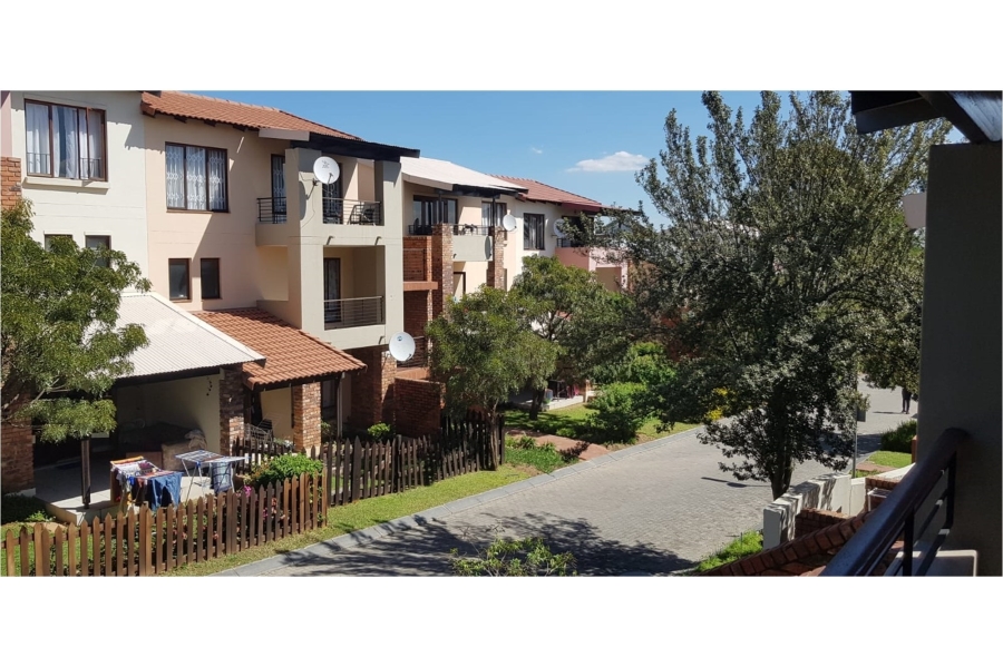 2 Bedroom Property for Sale in Vorna Valley Gauteng