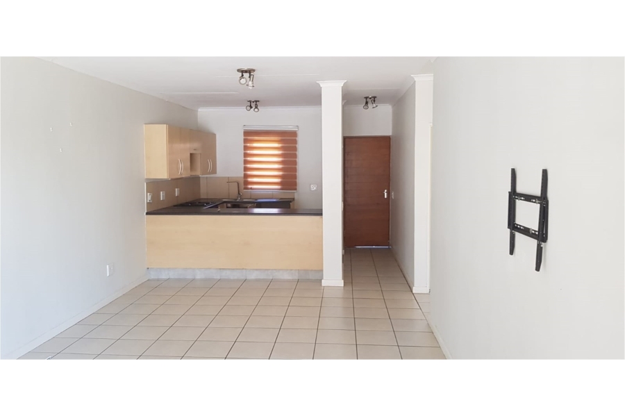 2 Bedroom Property for Sale in Vorna Valley Gauteng