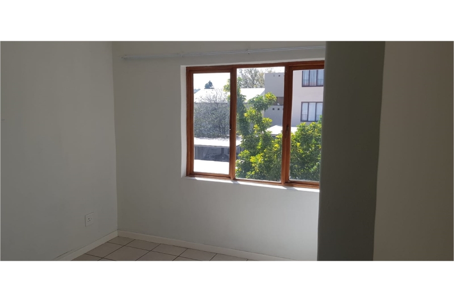 2 Bedroom Property for Sale in Vorna Valley Gauteng