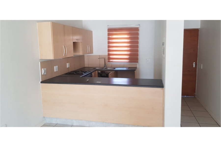 2 Bedroom Property for Sale in Vorna Valley Gauteng