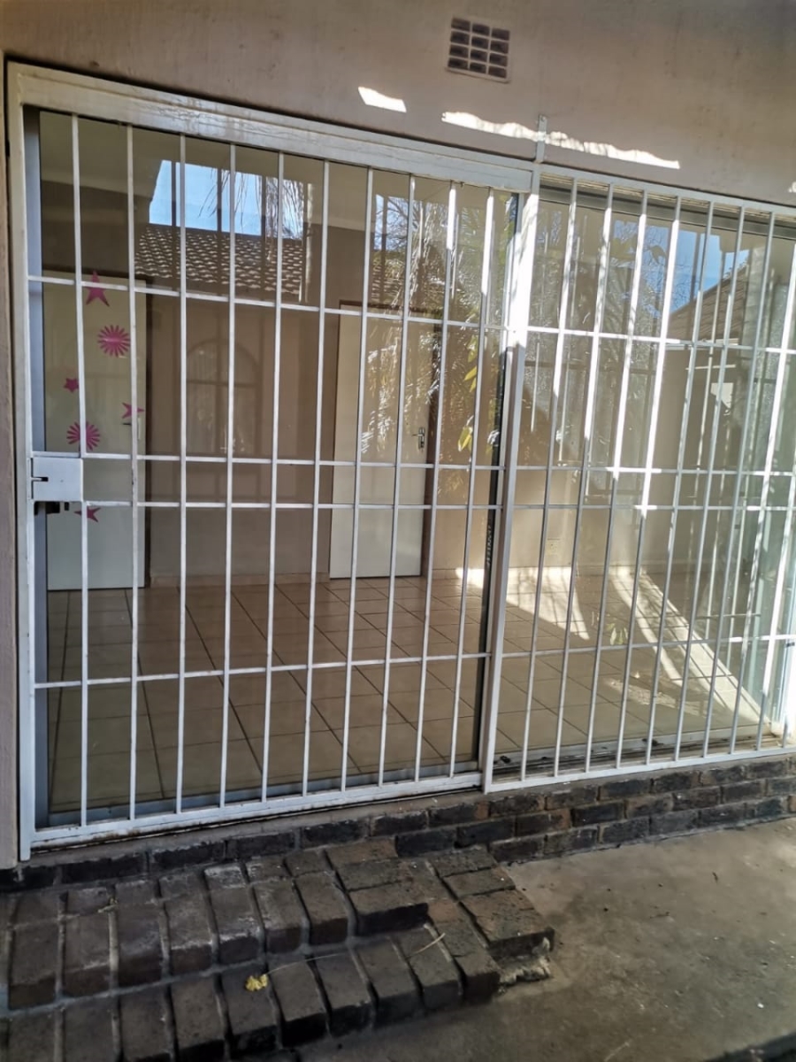 To Let 2 Bedroom Property for Rent in Kempton Park Ext 4 Gauteng