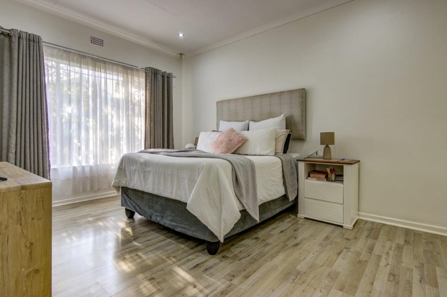 3 Bedroom Property for Sale in Birchleigh North Gauteng