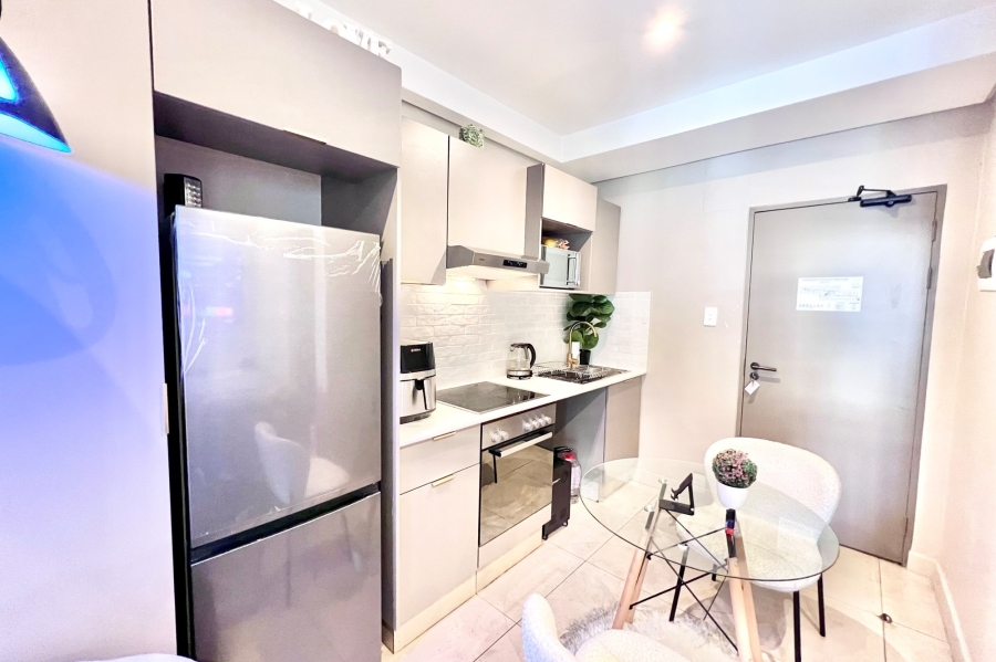 1 Bedroom Property for Sale in Sandown Gauteng