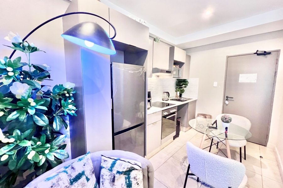 1 Bedroom Property for Sale in Sandown Gauteng