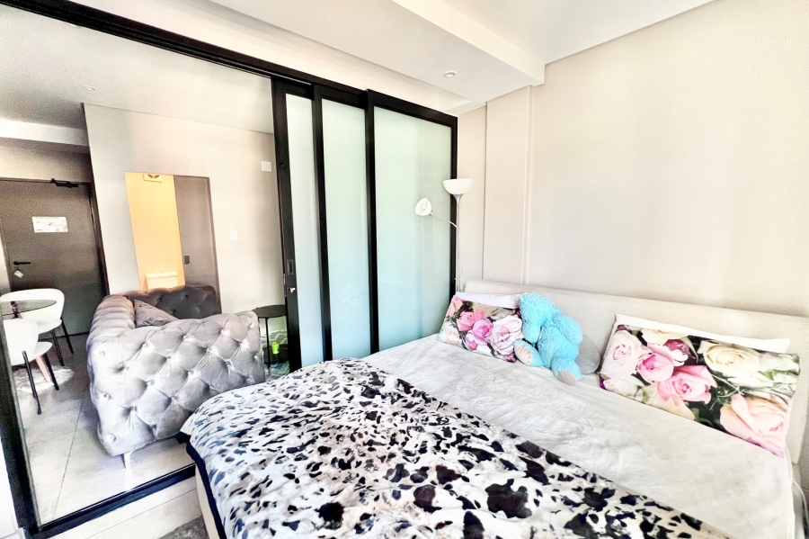 1 Bedroom Property for Sale in Sandown Gauteng