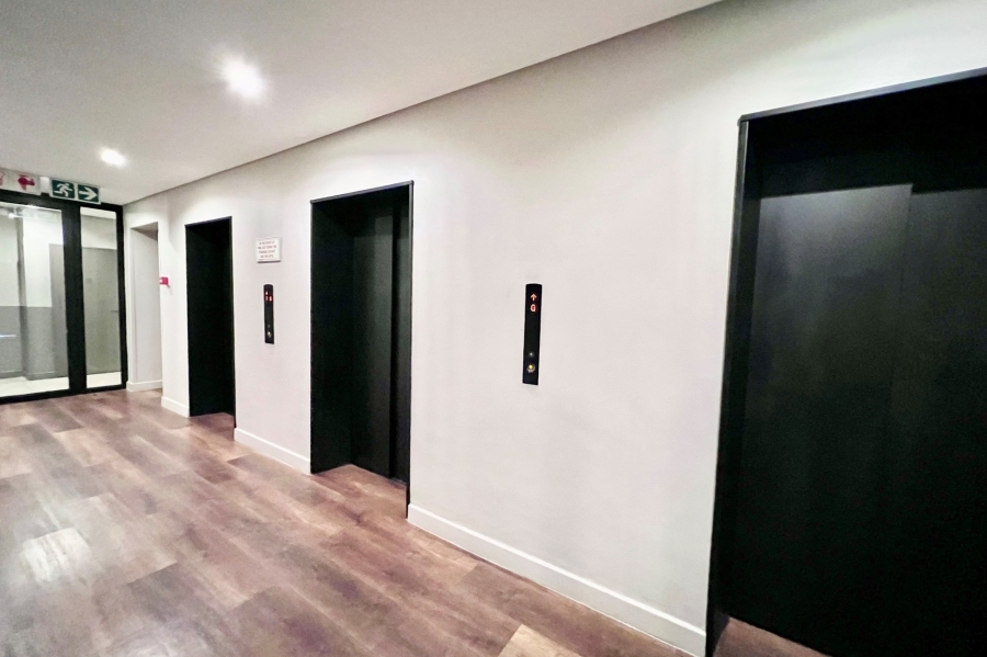 1 Bedroom Property for Sale in Sandown Gauteng