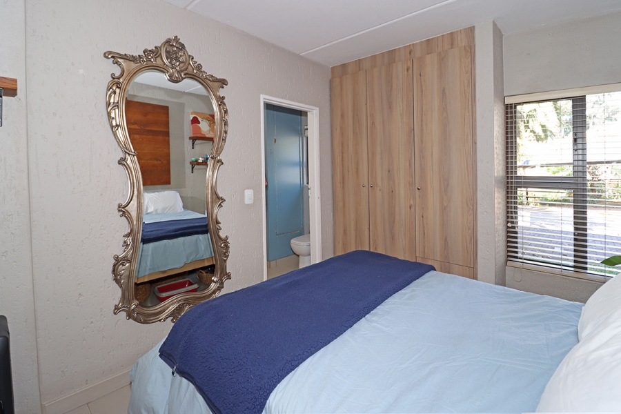1 Bedroom Property for Sale in Bruma Gauteng