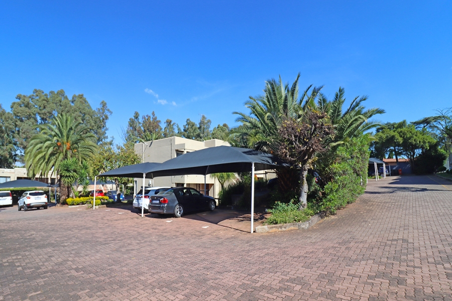 1 Bedroom Property for Sale in Bruma Gauteng