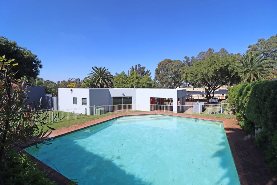 1 Bedroom Property for Sale in Bruma Gauteng