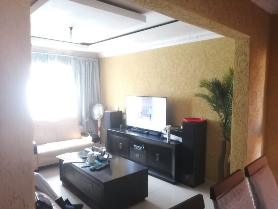 3 Bedroom Property for Sale in Spruit View Gauteng