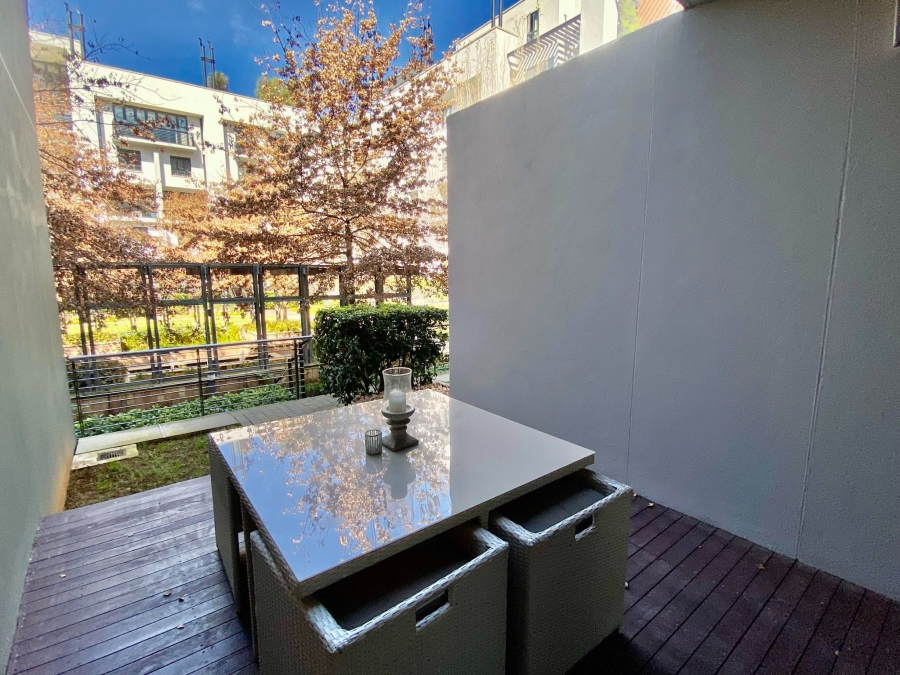 To Let 2 Bedroom Property for Rent in Melrose North Gauteng
