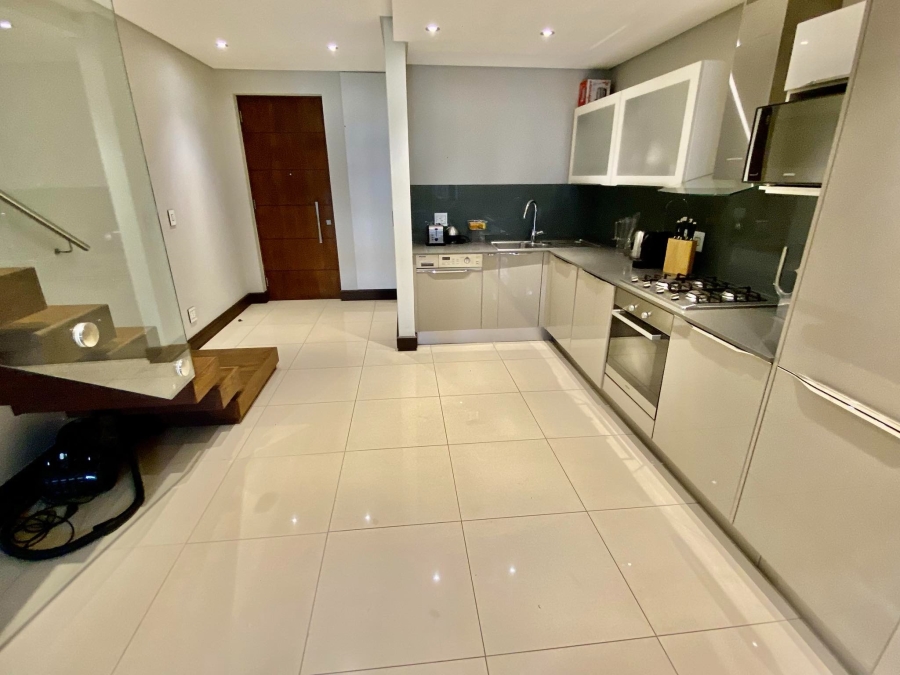 To Let 2 Bedroom Property for Rent in Melrose North Gauteng
