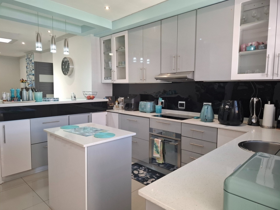 3 Bedroom Property for Sale in Lakefield Gauteng