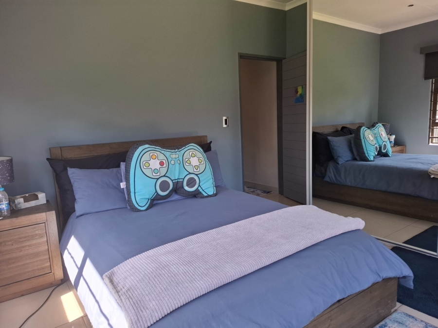 3 Bedroom Property for Sale in Lakefield Gauteng
