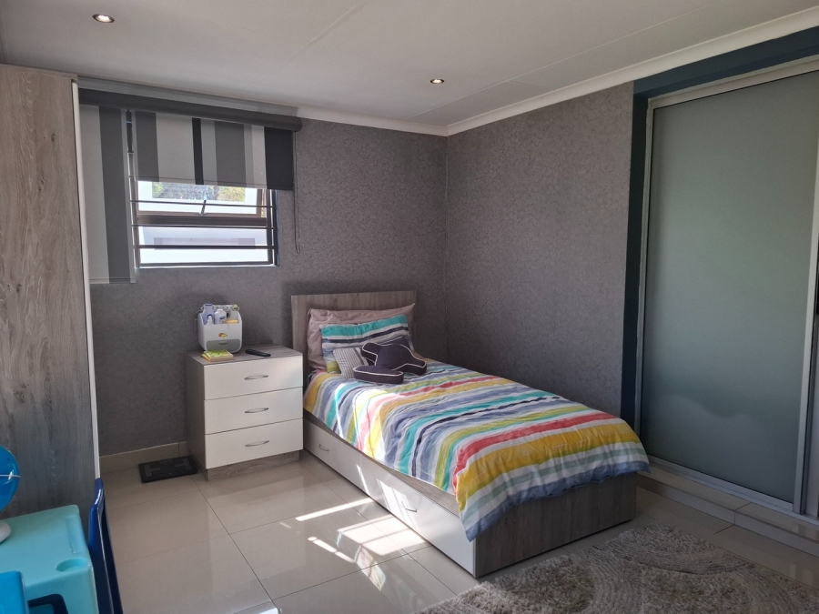 3 Bedroom Property for Sale in Lakefield Gauteng