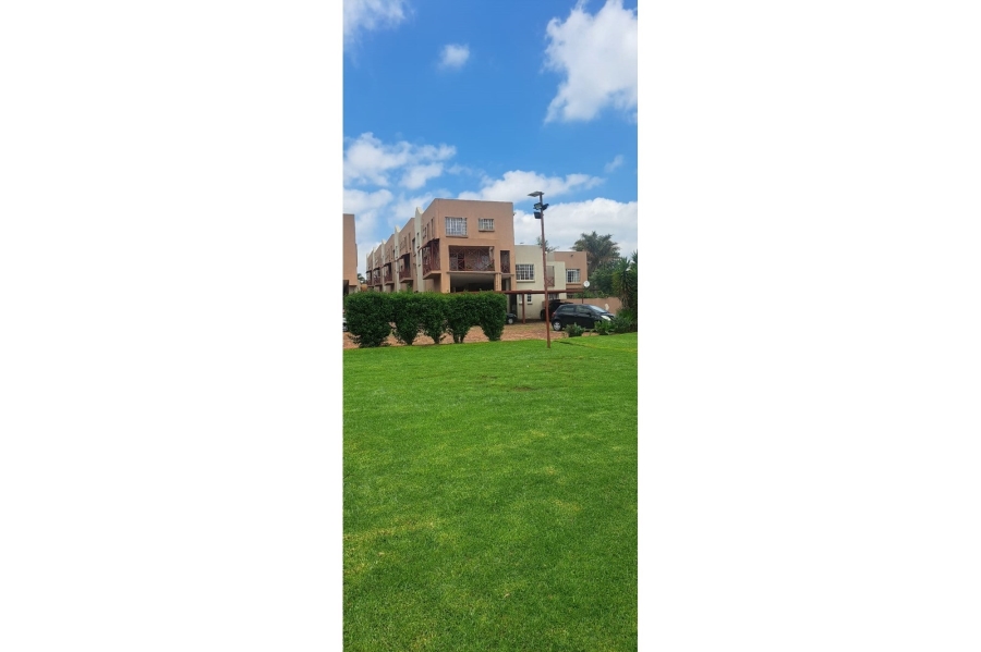 3 Bedroom Property for Sale in Corlett Gardens Gauteng