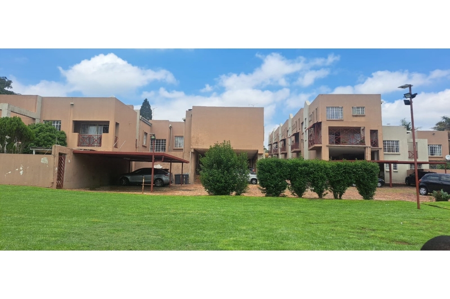 3 Bedroom Property for Sale in Corlett Gardens Gauteng