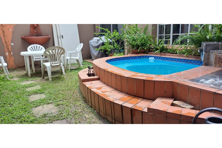 3 Bedroom Property for Sale in Corlett Gardens Gauteng