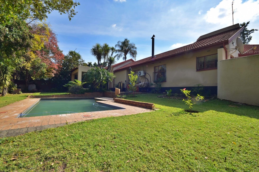 3 Bedroom Property for Sale in Bromhof Gauteng
