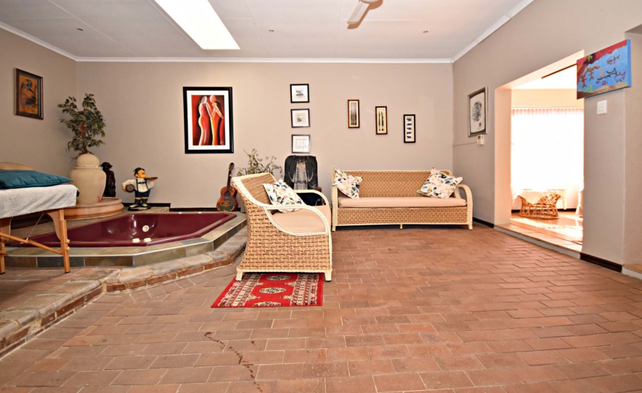 3 Bedroom Property for Sale in Bromhof Gauteng