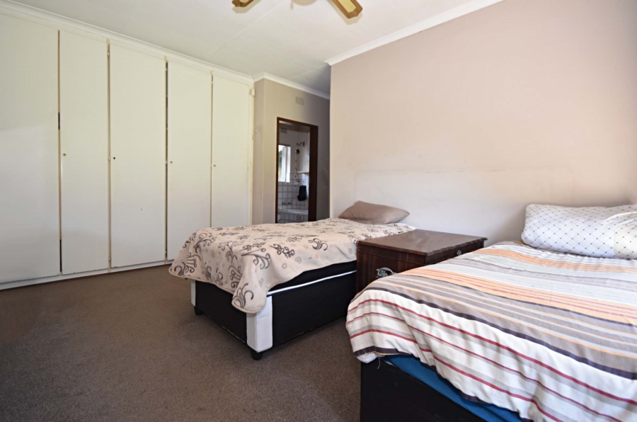 3 Bedroom Property for Sale in Bromhof Gauteng