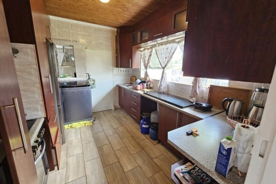 2 Bedroom Property for Sale in Annlin Gauteng