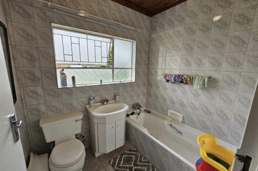 2 Bedroom Property for Sale in Annlin Gauteng