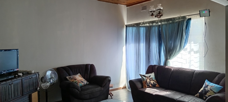 4 Bedroom Property for Sale in Rensburg Gauteng