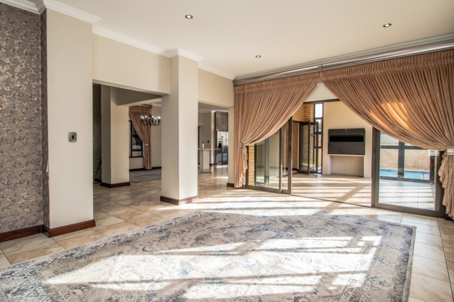 3 Bedroom Property for Sale in Lakefield Gauteng