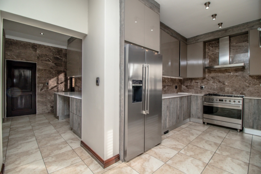 3 Bedroom Property for Sale in Lakefield Gauteng