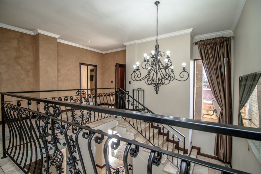 3 Bedroom Property for Sale in Lakefield Gauteng