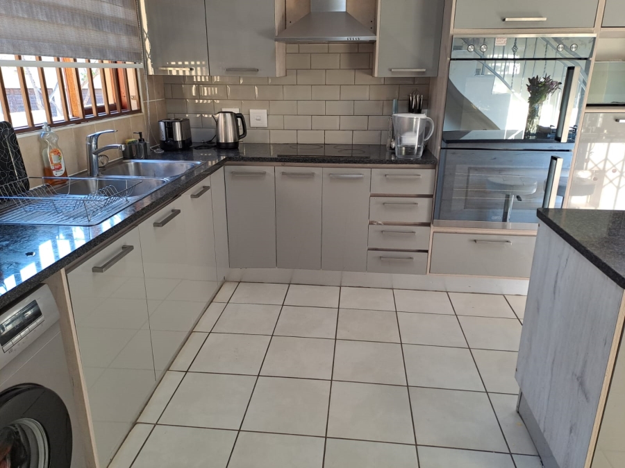 3 Bedroom Property for Sale in Kyalami Hills Gauteng