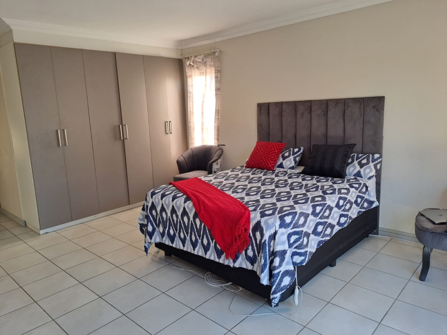 3 Bedroom Property for Sale in Kyalami Hills Gauteng
