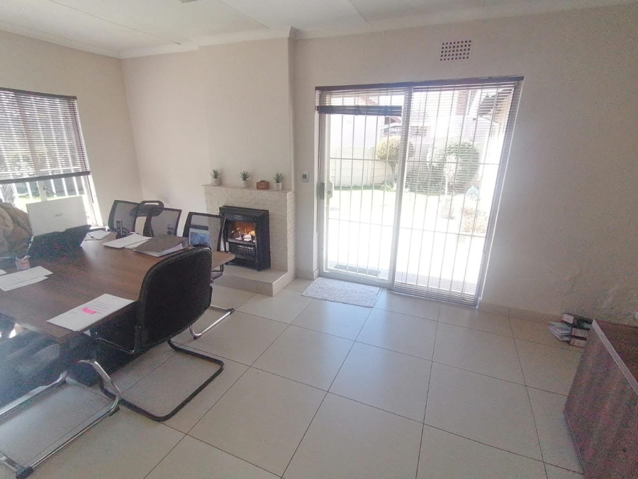 3 Bedroom Property for Sale in Highway Gardens Gauteng