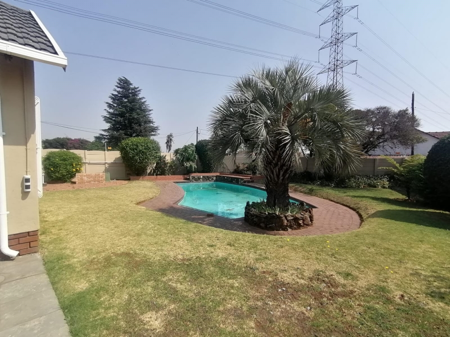 3 Bedroom Property for Sale in Highway Gardens Gauteng