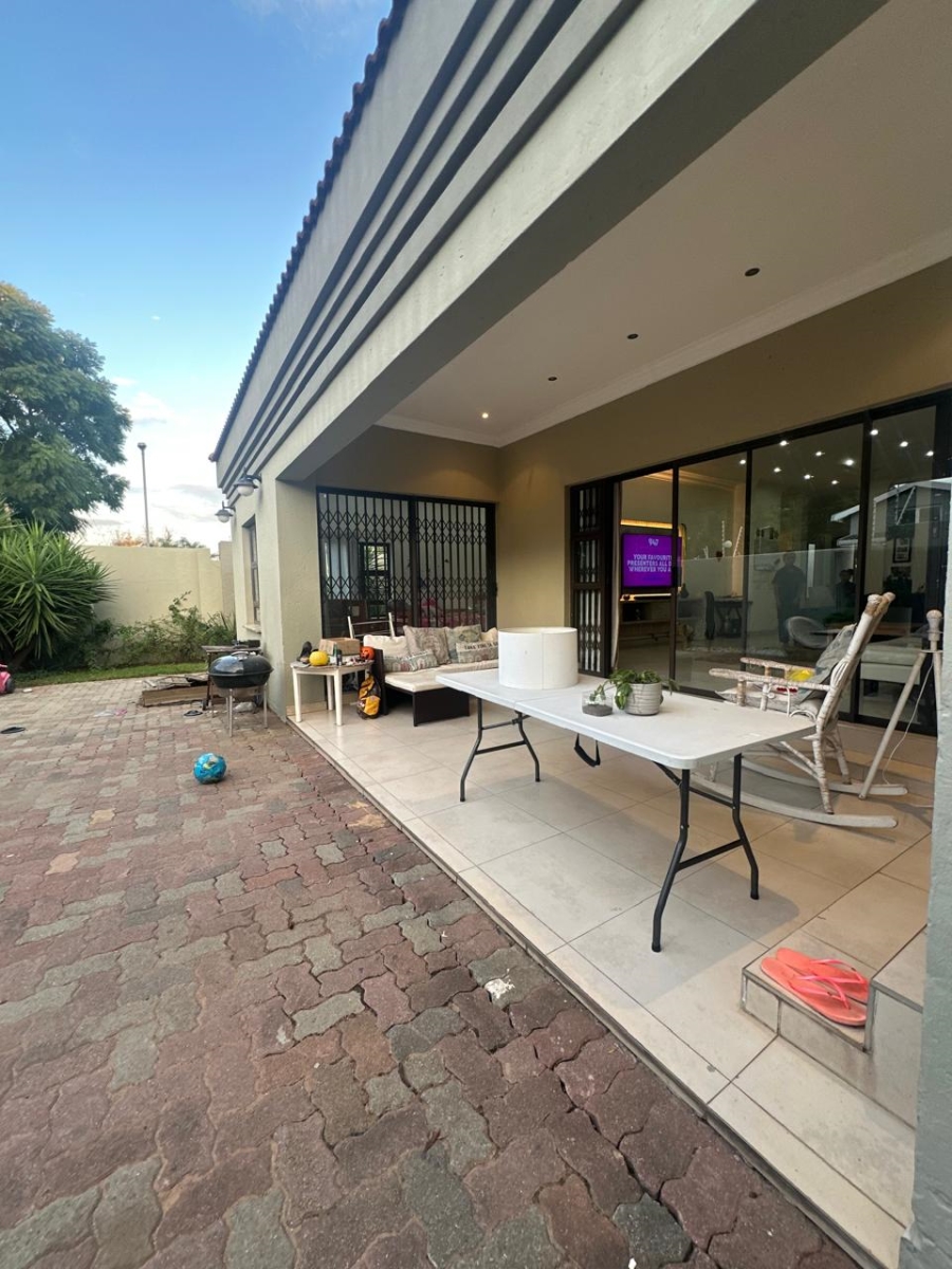 To Let 3 Bedroom Property for Rent in Edenburg Gauteng