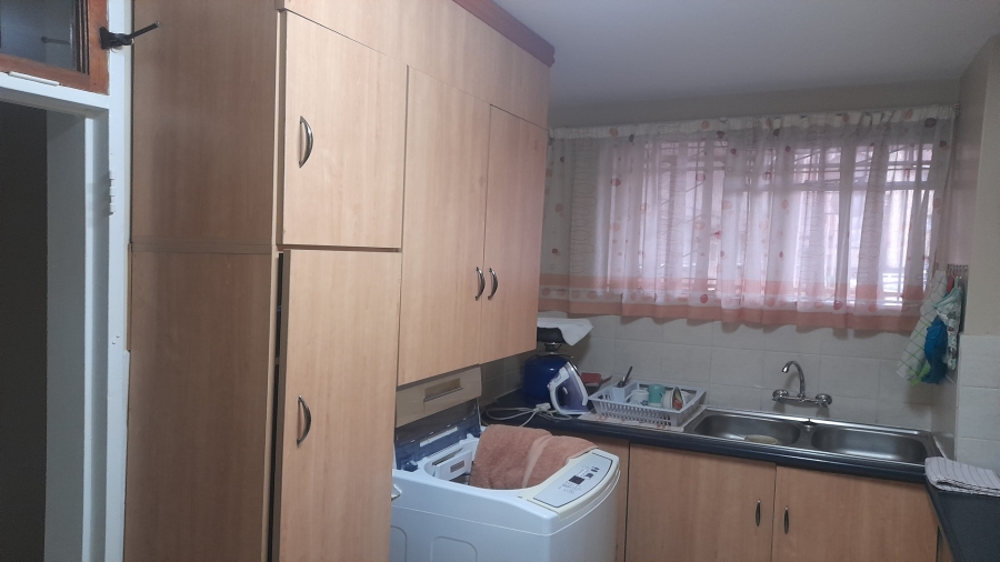 2 Bedroom Property for Sale in Vanderbijlpark CW 3 Gauteng