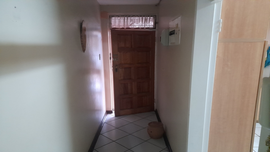2 Bedroom Property for Sale in Vanderbijlpark CW 3 Gauteng