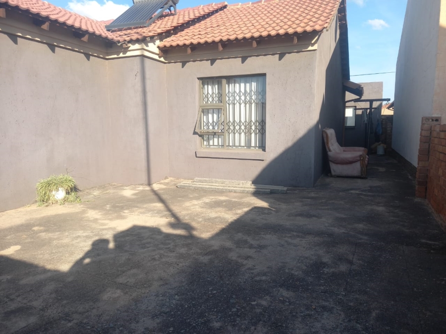 3 Bedroom Property for Sale in Hospital View Gauteng