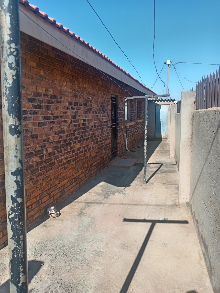 3 Bedroom Property for Sale in Orange Farm Gauteng