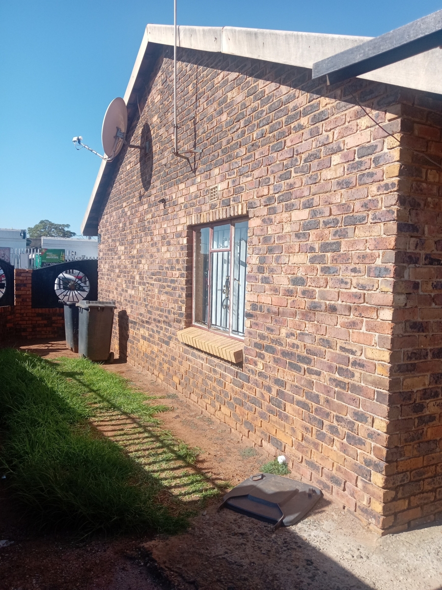 3 Bedroom Property for Sale in Orange Farm Gauteng