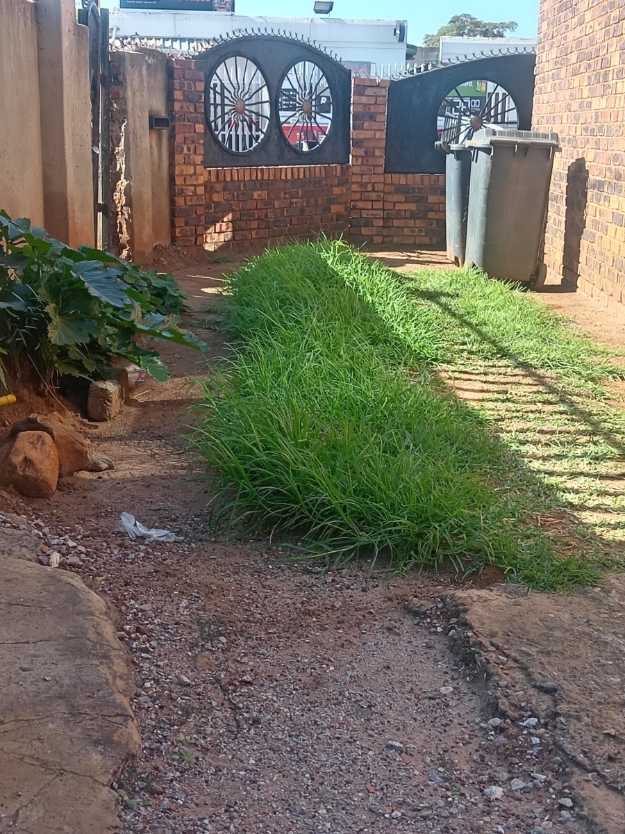 3 Bedroom Property for Sale in Orange Farm Gauteng