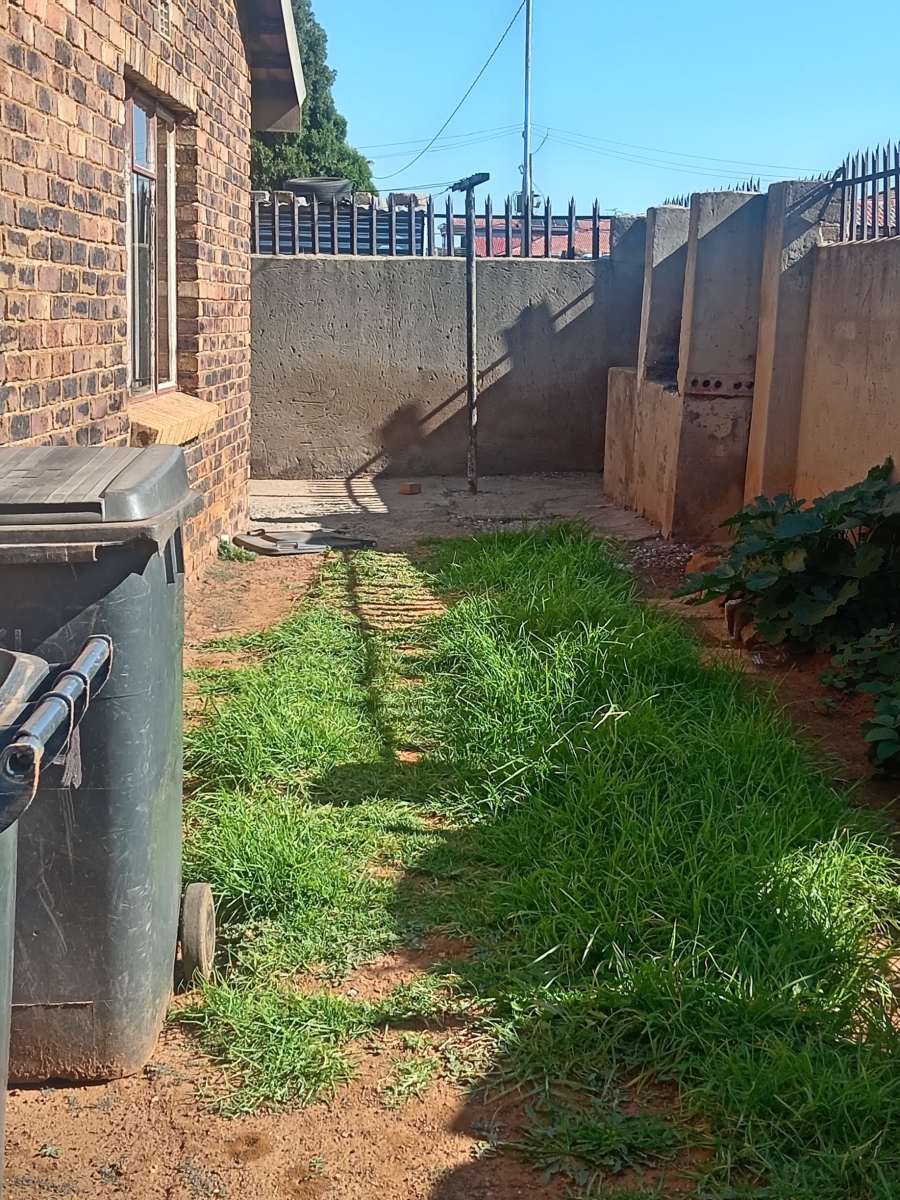 3 Bedroom Property for Sale in Orange Farm Gauteng