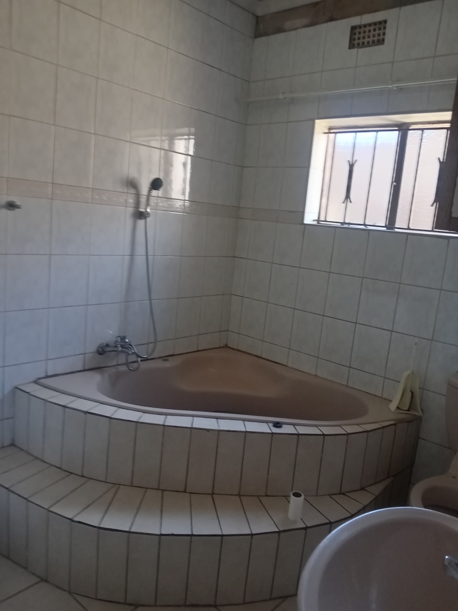 3 Bedroom Property for Sale in Orange Farm Gauteng
