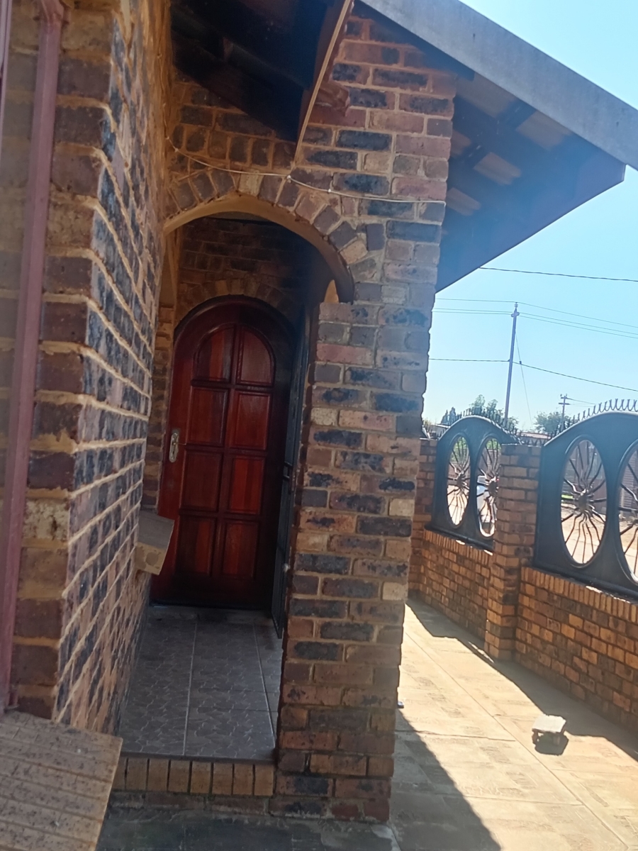 3 Bedroom Property for Sale in Orange Farm Gauteng
