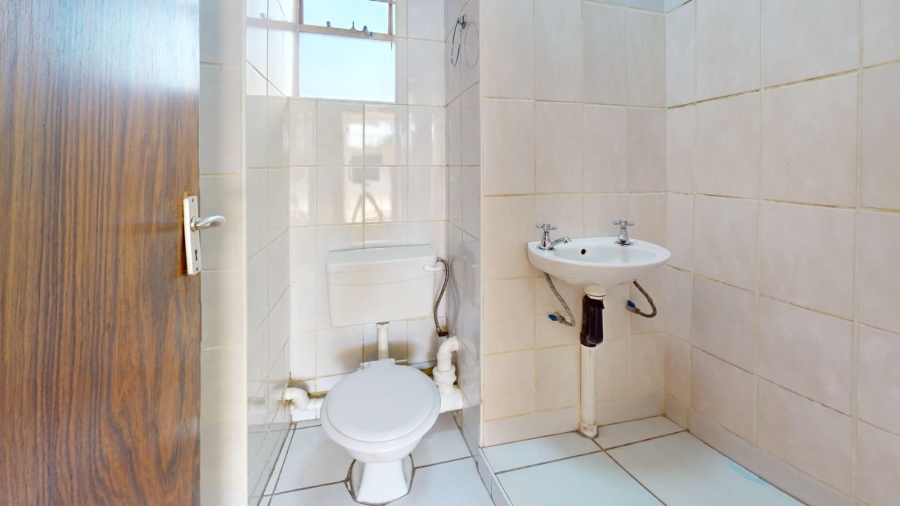 2 Bedroom Property for Sale in Denlee Gauteng