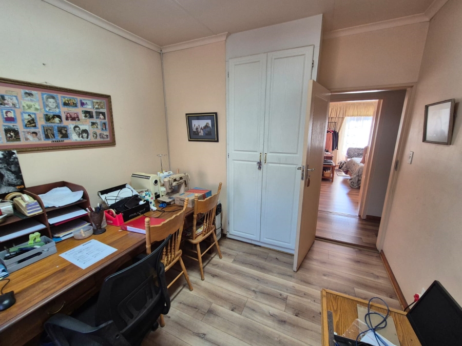3 Bedroom Property for Sale in Magalieskruin Gauteng